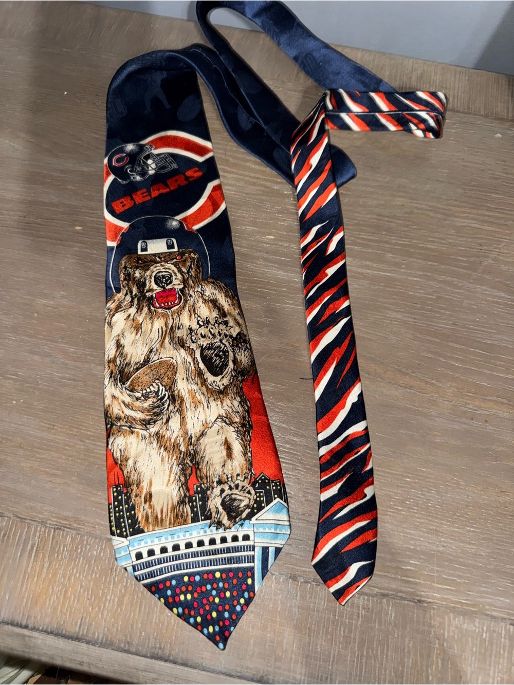 Vintage men’s Chicago bears Super Bowl champion XX neck tie soldier field